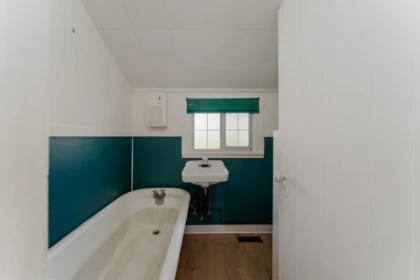 Laundry Room Photo of 2680 Mcbride Avenue, Surrey, BC