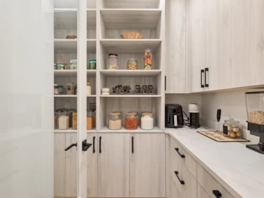 Kitchen Photo of 1260 Plateau Drive, North Vancouver, BC