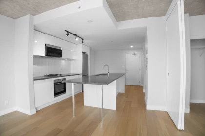 Kitchen Photo of 2808 108 W Cordova Street, Vancouver, BC