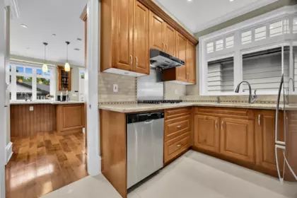Guest Bathroom Photo of 4418 Brakenridge Street, Vancouver, BC
