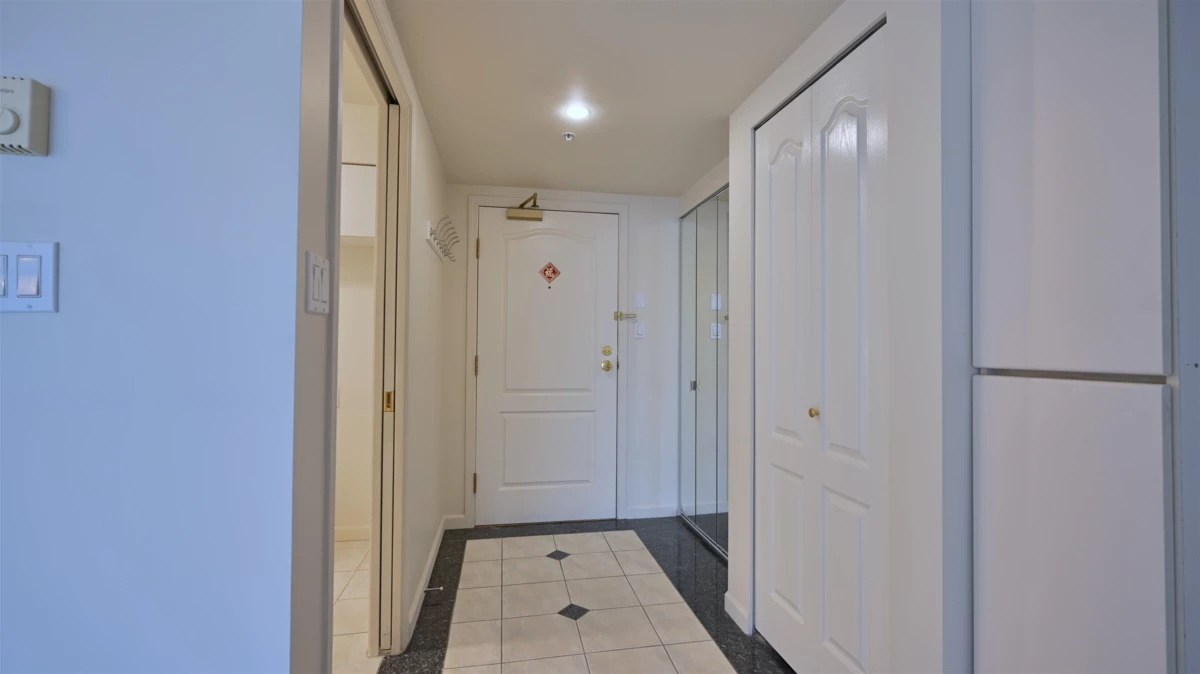 Family Room Photo of 1403 8171 Saba Road, Richmond, BC