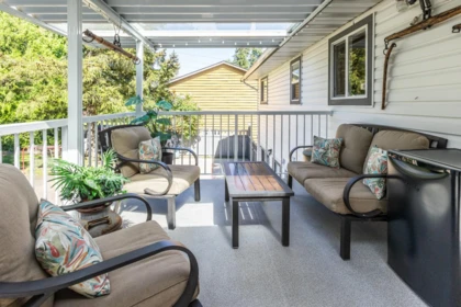 Backyard Photo of 18311 Hunter Place, Surrey, BC