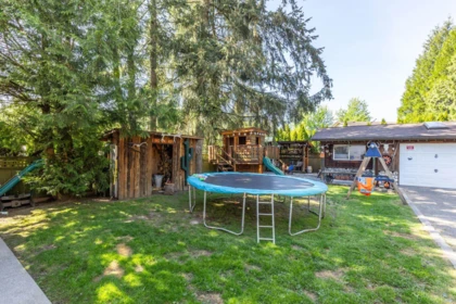 Hot Tub / Spa Photo of 18311 Hunter Place, Surrey, BC
