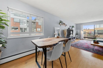 Breakfast Nook Photo of 312 131 W 4th Street, North Vancouver, BC