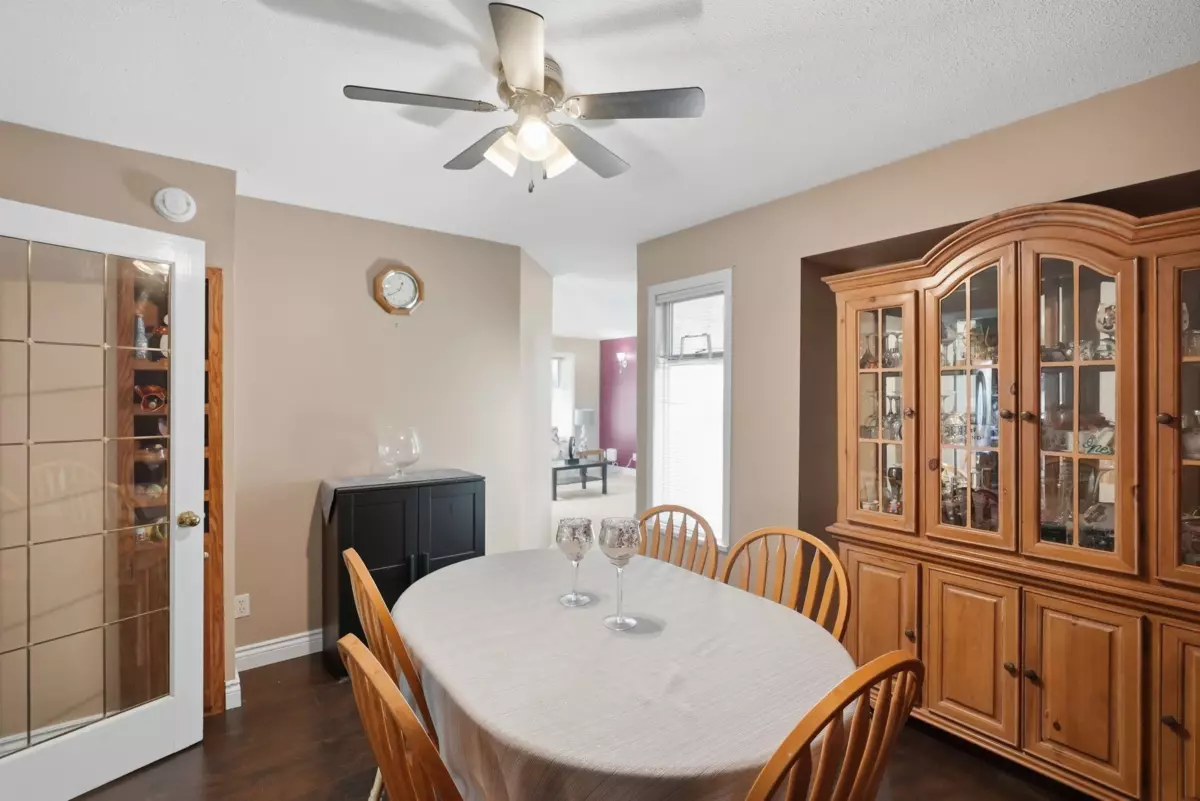 Family Room Photo of 10849 Magnolia Court, Delta, BC