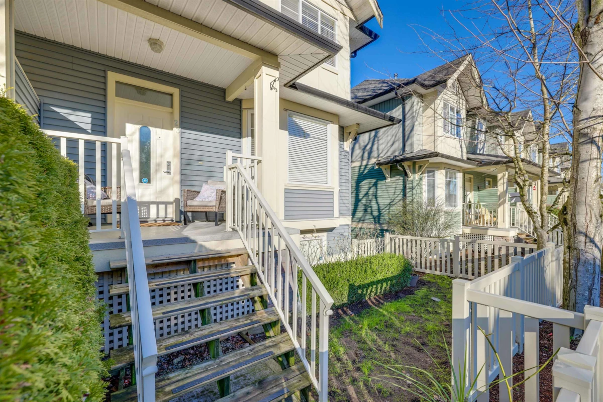 Living Room Photo of 23 6575 192 Street, Surrey, BC
