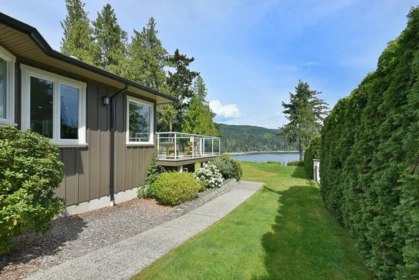Hot Tub / Spa Photo of 5481 Eureka Road, Halfmoon Bay, BC