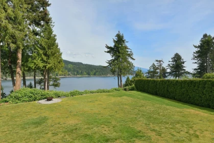 Office / Den Photo of 5481 Eureka Road, Halfmoon Bay, BC