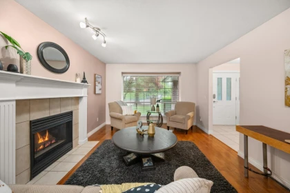 Kitchen Photo of 20357 91a Avenue, Langley, BC