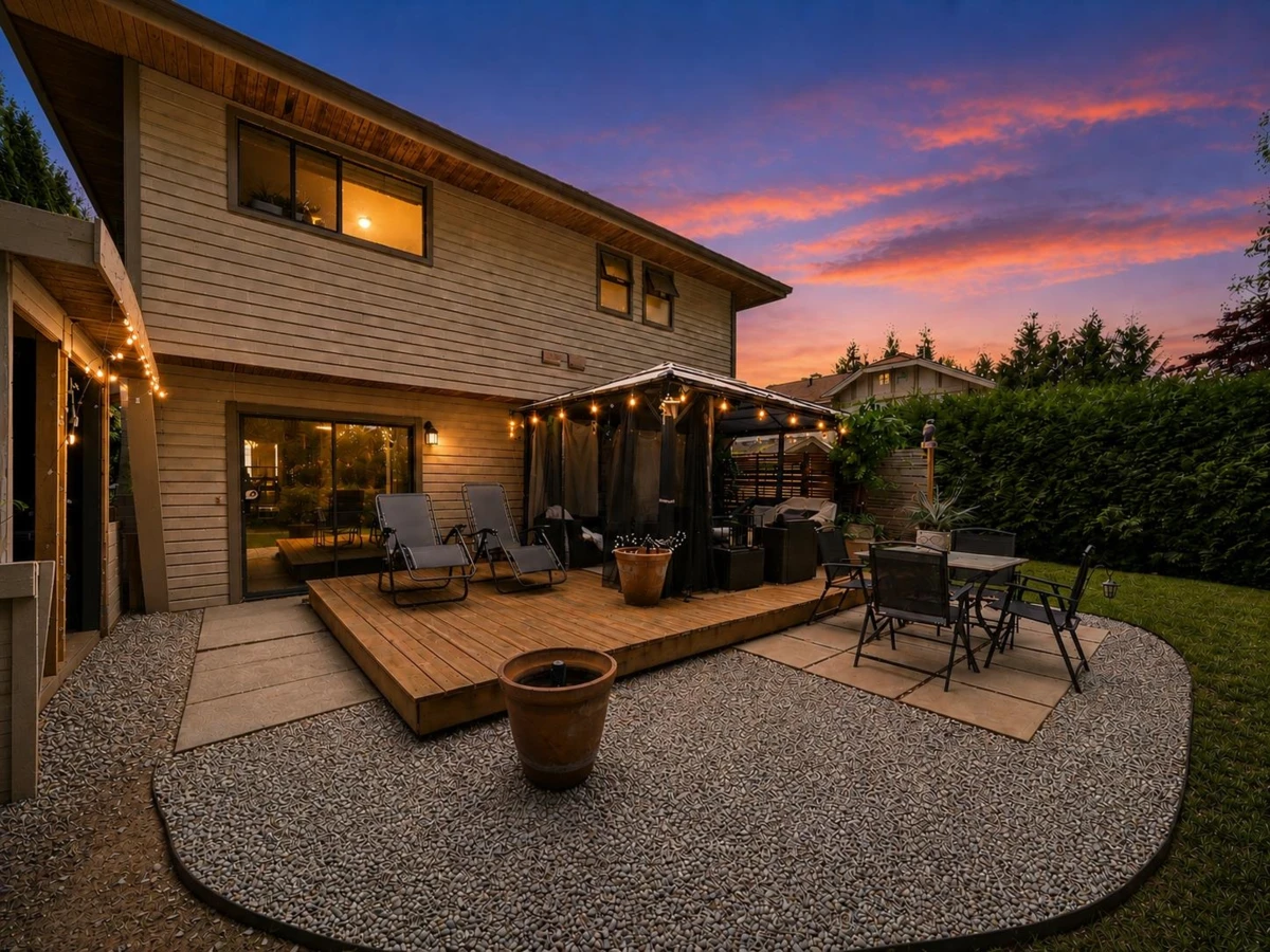 Family Room Photo of 20863 47 Avenue, Langley, BC