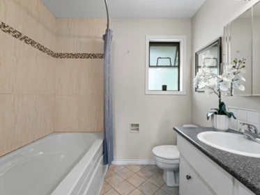 Basement Recreation Room Photo of 20863 47 Avenue, Langley, BC