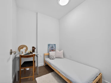 Primary Bedroom Photo of 910 8133 Cook Road, Richmond, BC