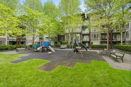 Backyard Photo of 406 15988 26 Avenue, Surrey, BC