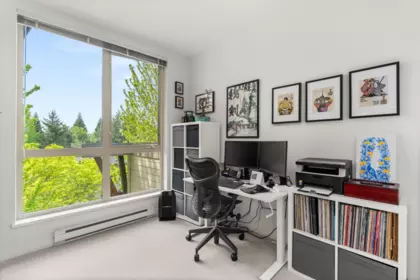Laundry Room Photo of 406 15988 26 Avenue, Surrey, BC