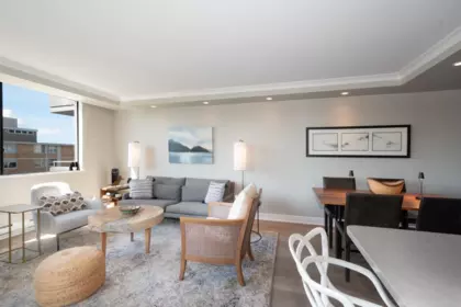 Breakfast Nook Photo of 701 1341 Clyde Avenue, West Vancouver, BC