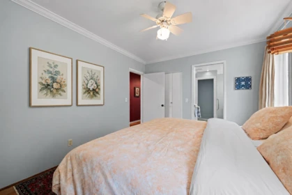 Powder Room Photo of 2660 Queens Avenue, West Vancouver, BC