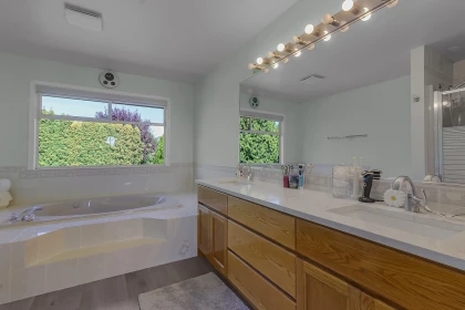 Office / Den Photo of 19113 62a Avenue, Surrey, BC