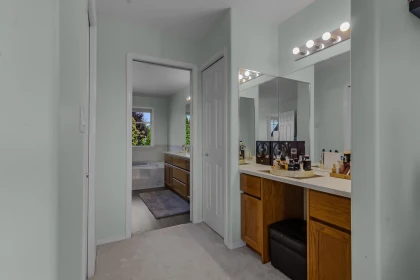 Powder Room Photo of 19113 62a Avenue, Surrey, BC