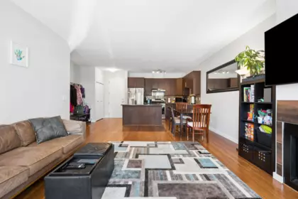 Kitchen Island Photo of 1 6233 London Road, Richmond, BC