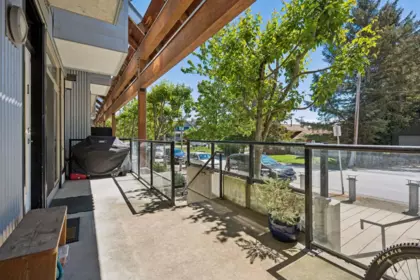 Outdoor Deck Photo of 1 6233 London Road, Richmond, BC