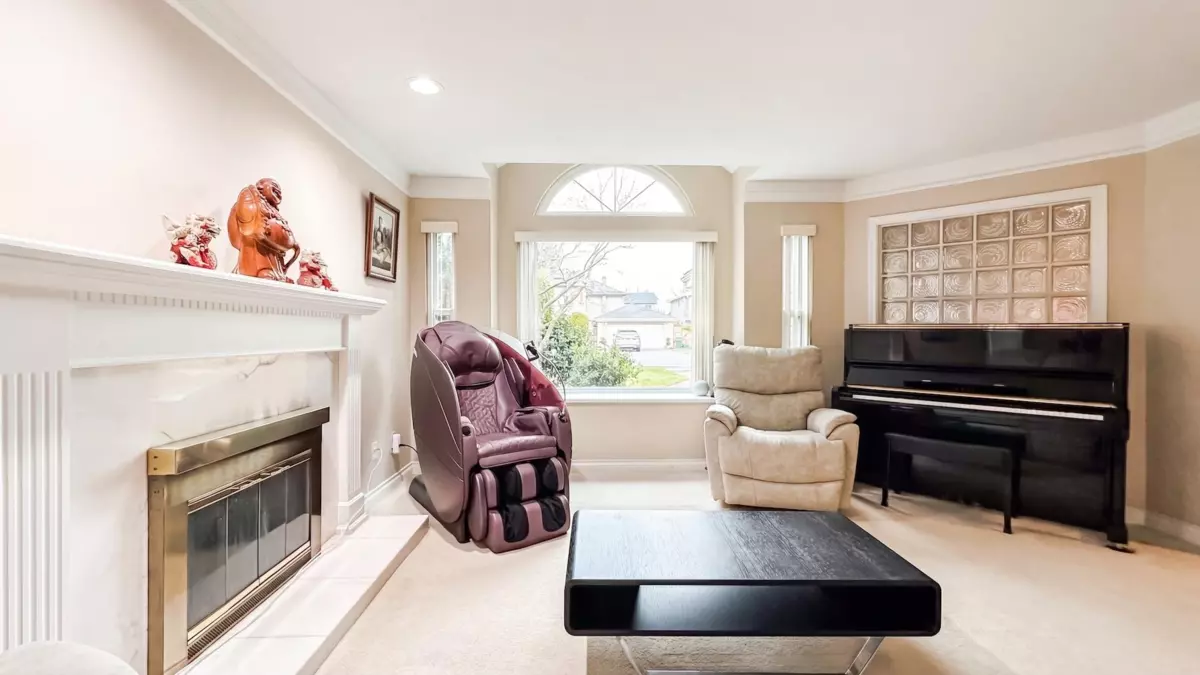 Dining Area Photo of 5520 Wallace Road, Richmond, BC