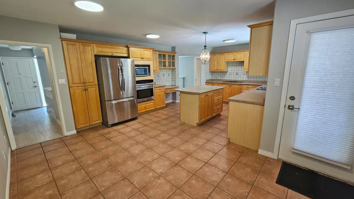 Dining Area Photo of 10291 Caithcart Road, Richmond, BC