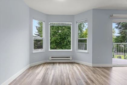 Walk-In Closet Photo of 210 45222 Watson Road, Chilliwack, BC