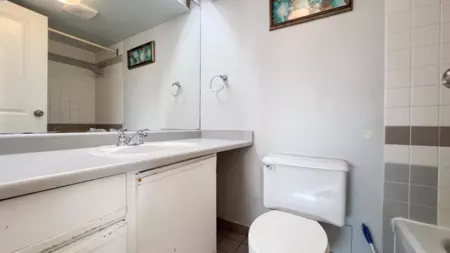 Mudroom Photo of 207 1026 Queens Avenue, New Westminster, BC