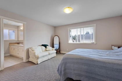 Hallway Photo of 3558 149a Street, Surrey, BC