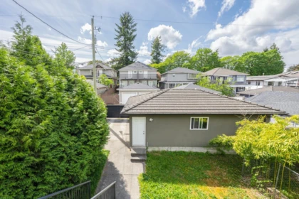 Hot Tub / Spa Photo of 5671 Earles Street, Vancouver, BC