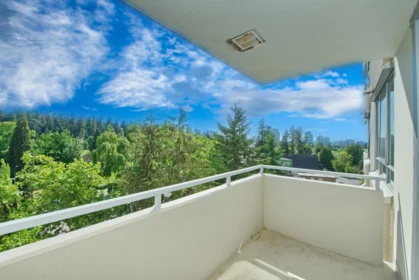 Kitchen Photo of 804 5652 Patterson Avenue, Burnaby, BC