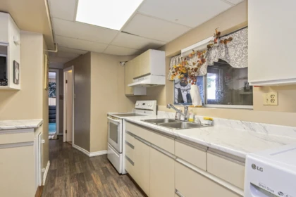 Basement Recreation Room Photo of 31868 Carlsrue Avenue, Abbotsford, BC