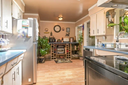 Primary Bedroom Photo of 31868 Carlsrue Avenue, Abbotsford, BC