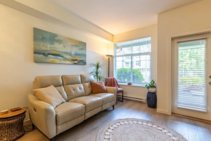 Breakfast Nook Photo of 202 33318 E Bourquin Crescent, Abbotsford, BC