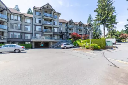202 33318 E Bourquin Crescent, Abbotsford, BC, Abbotsford — Apartment/Condo for sale