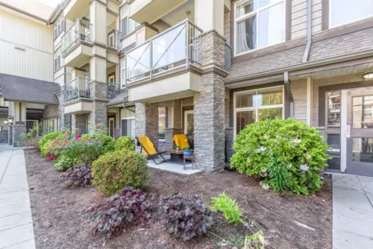 Loft / Bonus Room Photo of 202 33318 E Bourquin Crescent, Abbotsford, BC