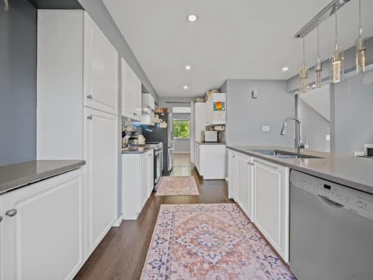 Breakfast Nook Photo of 3 10238 155a Street, Surrey, BC