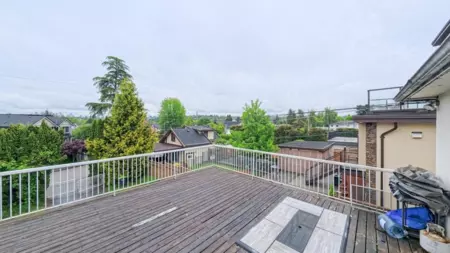 Breakfast Nook Photo of 2849 W King Edward Avenue, Vancouver, BC