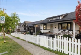 737-745 St. Andrews Avenue, North Vancouver, BC