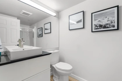Mudroom Photo of 304 5556 14 Avenue, Tsawwassen, BC