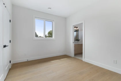 Hallway Photo of 1 7822 Goodlad Street, Burnaby, BC