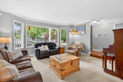 Kitchen Island Photo of 14186 66a Avenue, Surrey, BC