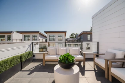 Outdoor Patio Photo of 414 310 Salter Street, New Westminster, BC