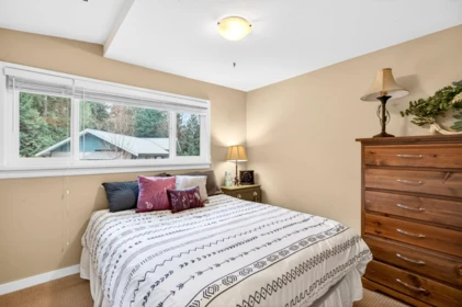 Bedroom 4 Photo of 29907 Dewdney Trunk Road, Mission, BC