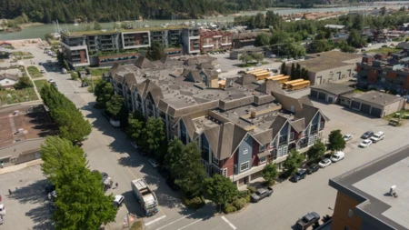 1320 Main Street, Squamish, BC, Squamish — Townhouse for sale