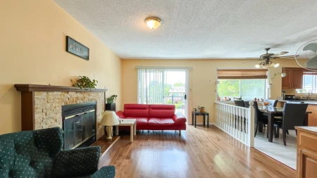 Breakfast Nook Photo of 9392 139 Street, Surrey, BC