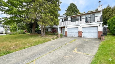 9392 139 Street, Surrey, BC, Surrey — Single Family Residence for sale