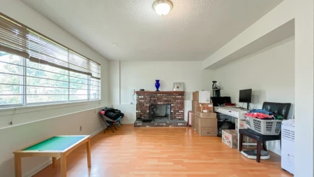 Hallway Photo of 9392 139 Street, Surrey, BC