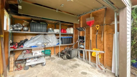 Swimming Pool Photo of 9392 139 Street, Surrey, BC