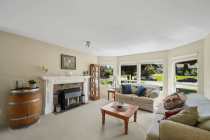 5742 190 Street, Surrey, BC, Surrey — Single Family Residence for sale